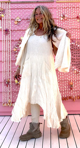 Earth Gypsy Sunday Pinnie